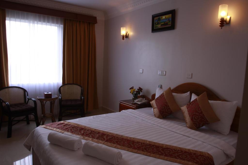 White Beach Hotel Сиануквиль Экстерьер фото